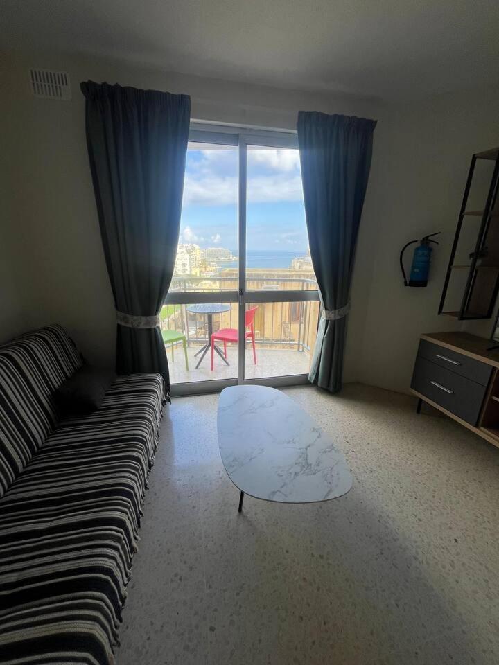 1 Bedrm Apt Seaview Balluta Bay Saint Julian's Eksteriør billede